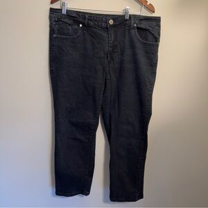 Women’s NV Jeans Black Capri Cropped Pants Size 18 Stretch Mid Rise